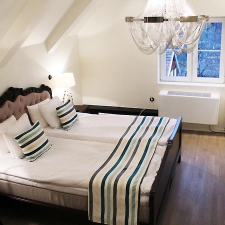 Brook Hotels Arlanda Rosersberg Экстерьер фото