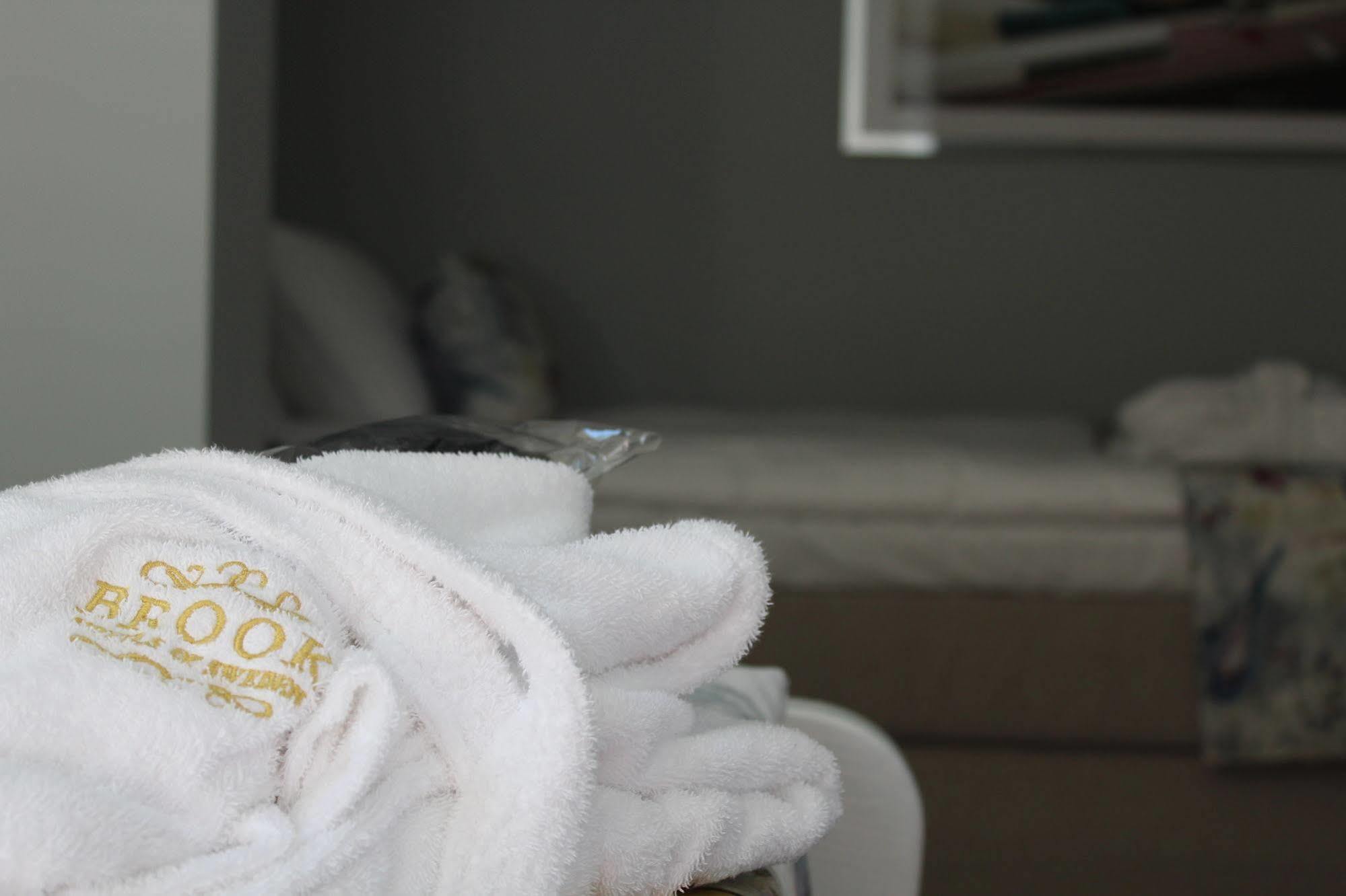 Brook Hotels Arlanda Rosersberg Экстерьер фото
